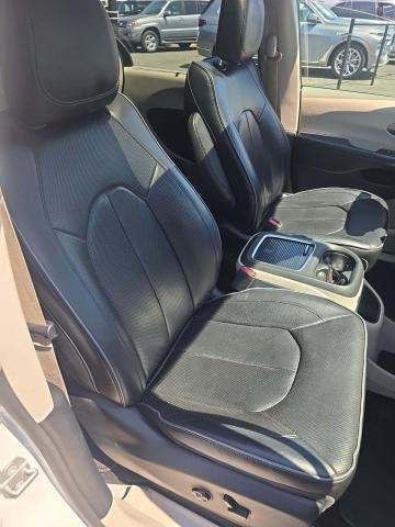2019 Chrysler Pacifica Image 6