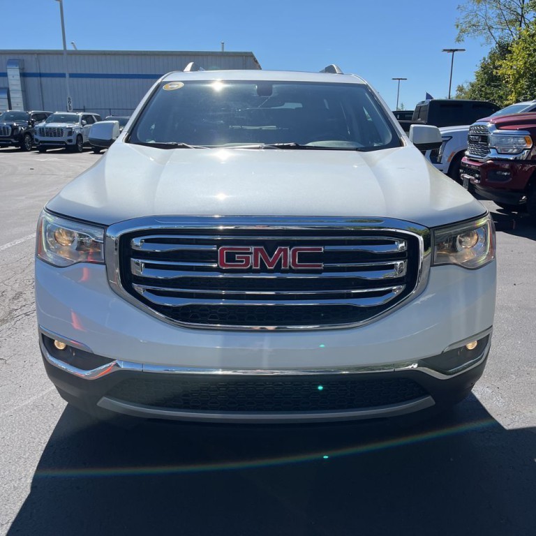 2019 GMC Acadia Image 2
