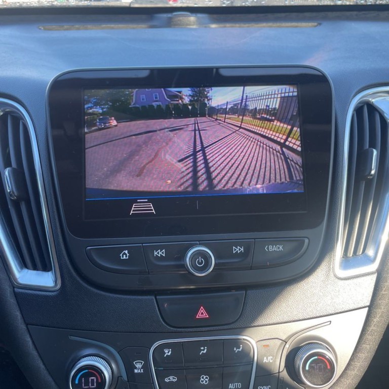 2019 Chevrolet Malibu Image 13