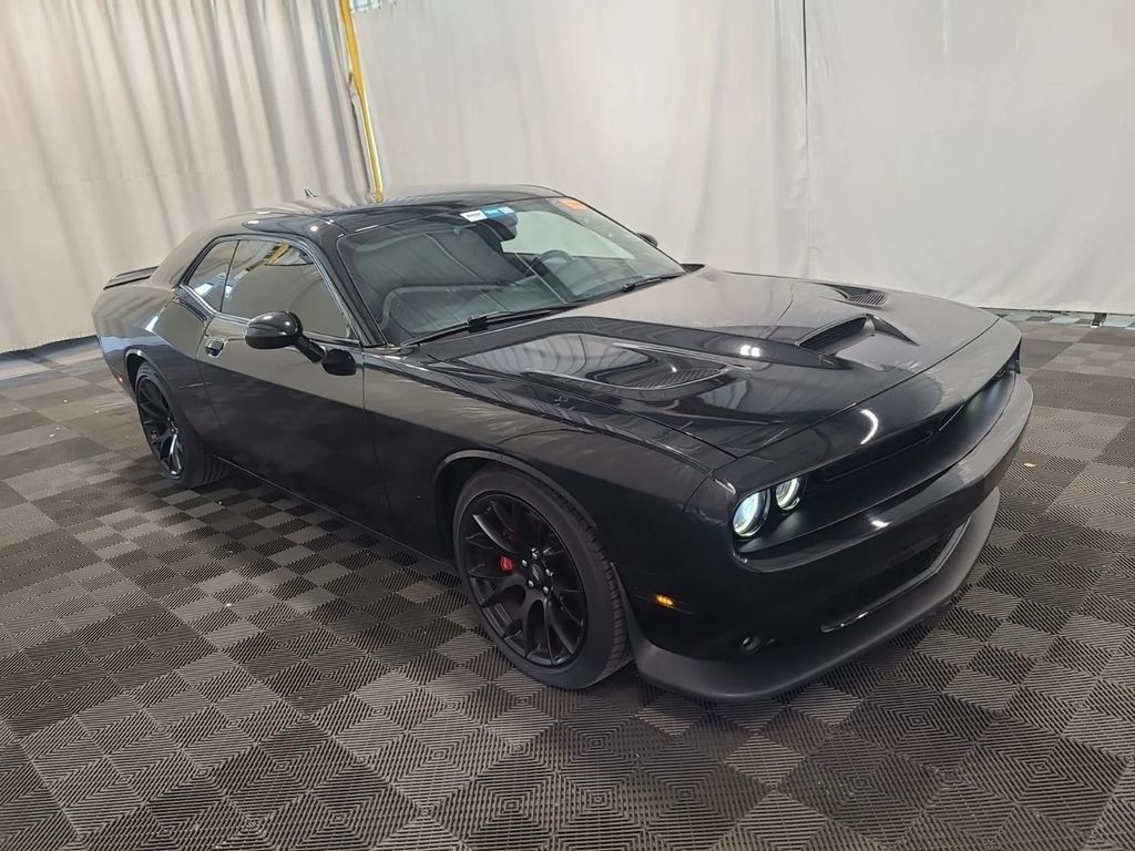 2019 Dodge Challenger Image 1