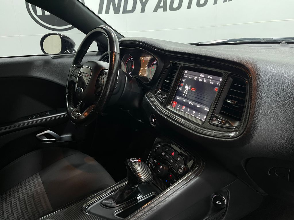 2019 Dodge Challenger Image 18