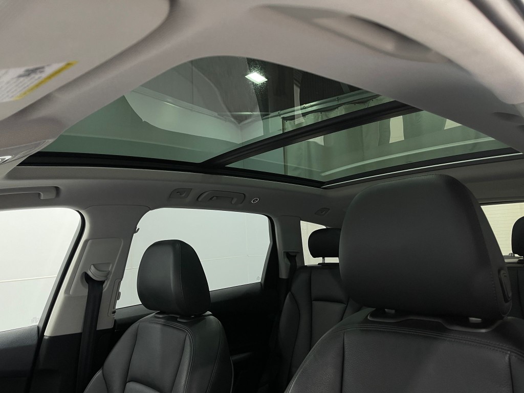 2018 Audi Q7 Image 12