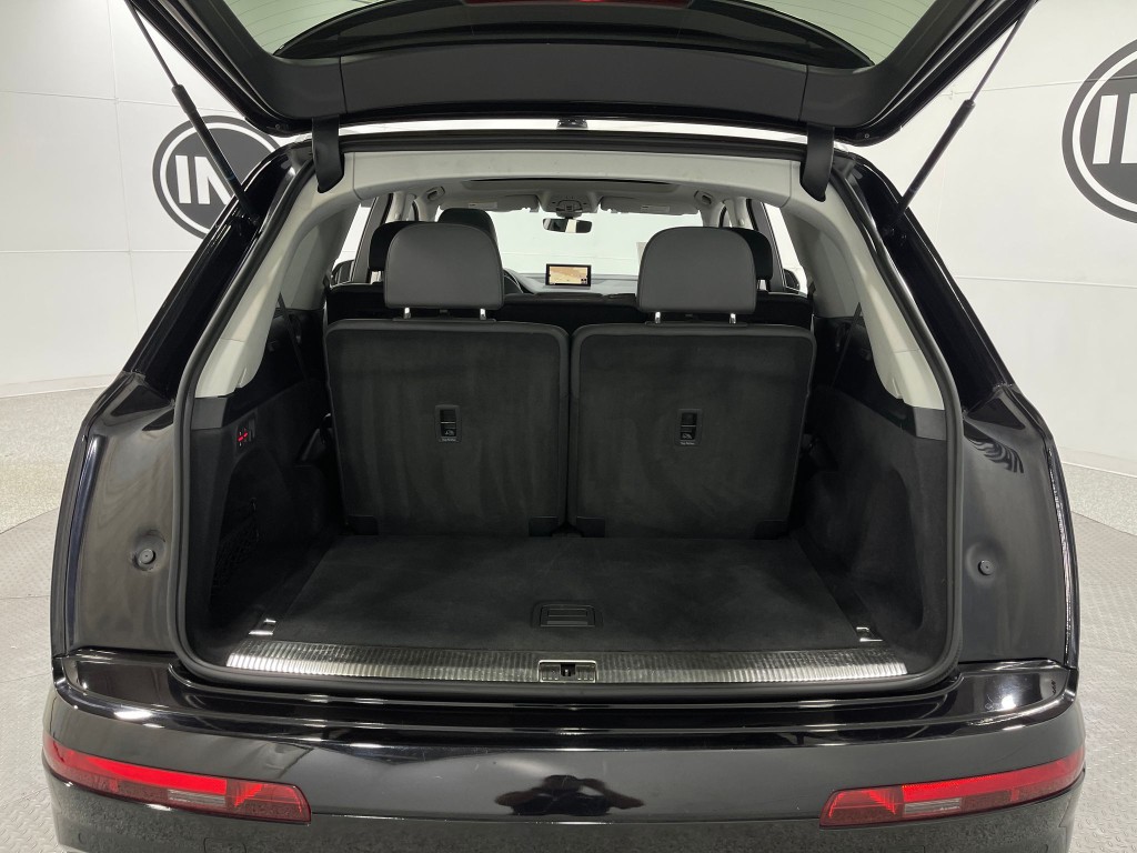 2018 Audi Q7 Image 27