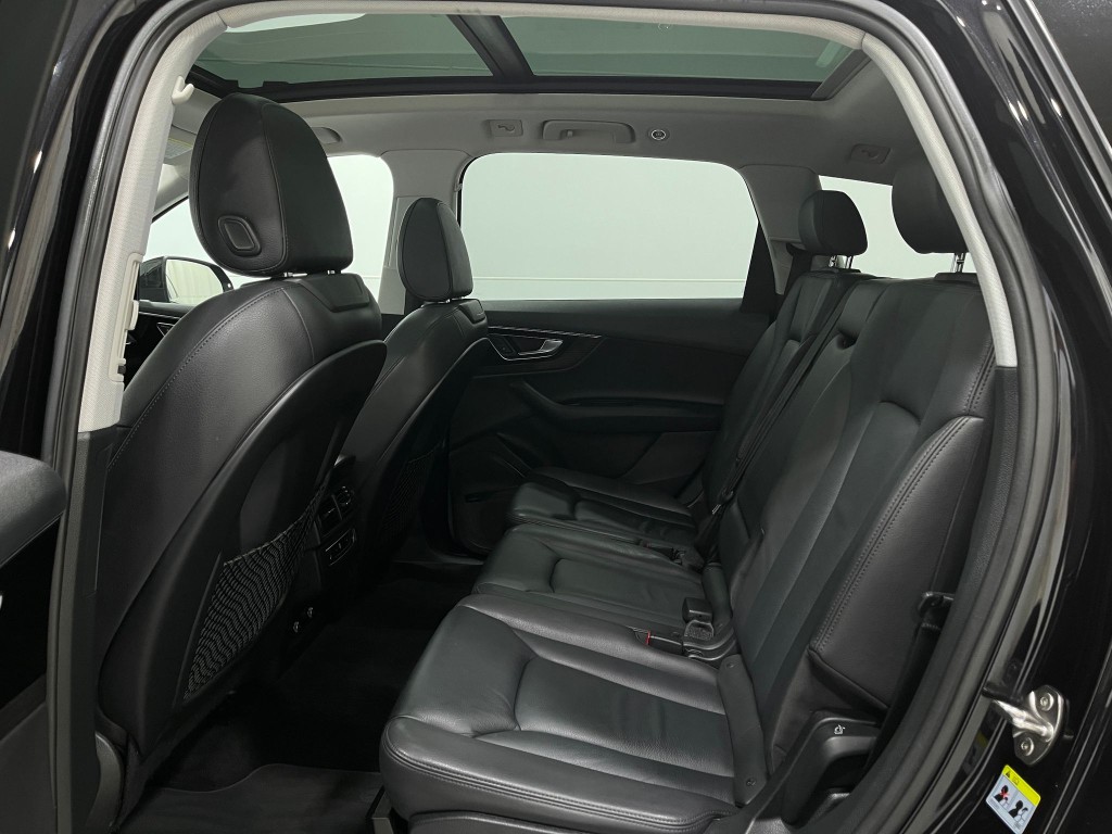 2018 Audi Q7 Image 31