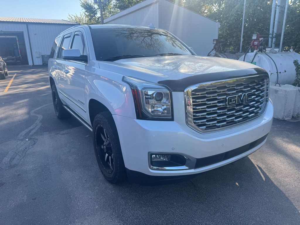 2018 GMC Yukon Image 1