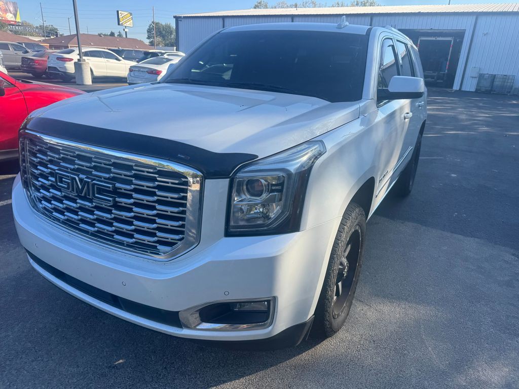 2018 GMC Yukon Image 2