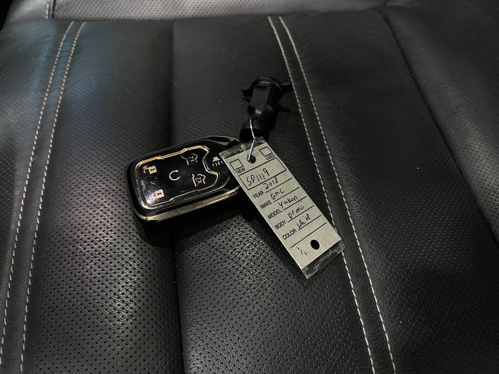 2018 GMC Yukon Image 41