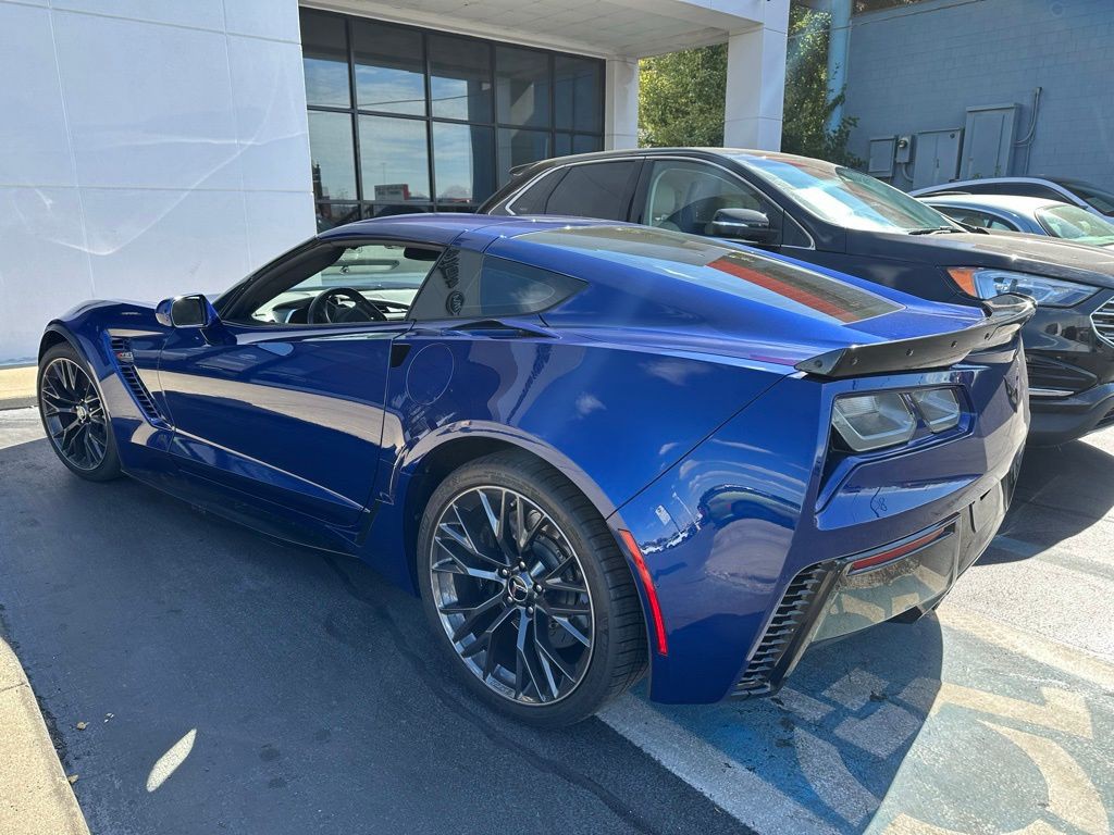 2018 Chevrolet Corvette Image 3