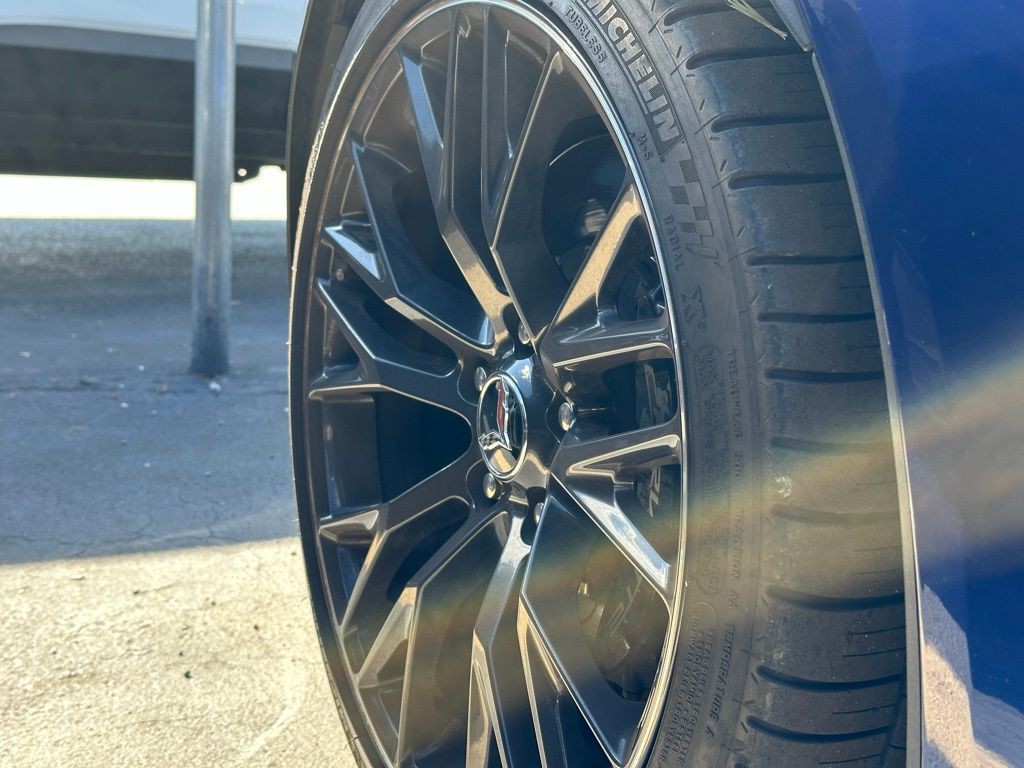 2018 Chevrolet Corvette Image 12