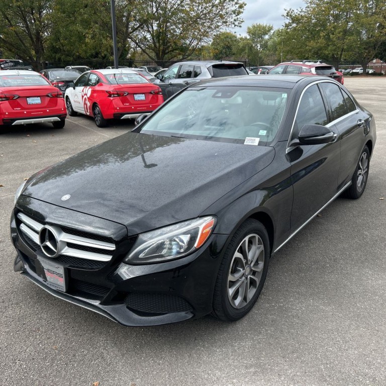 2017 Mercedes-Benz C-Class Image 2