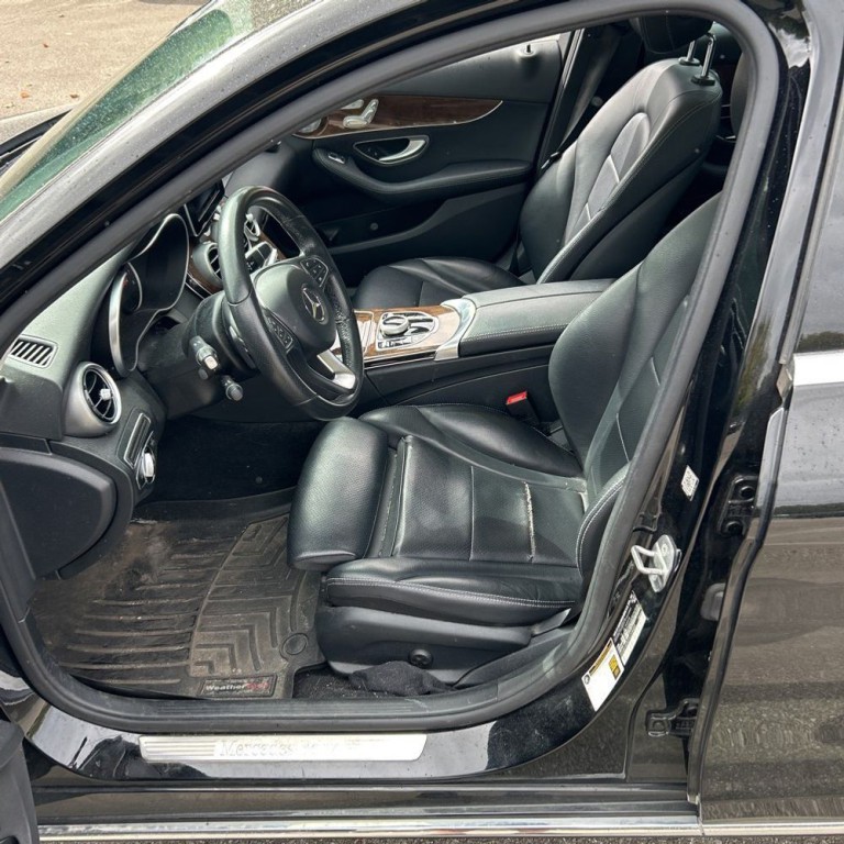2017 Mercedes-Benz C-Class Image 7