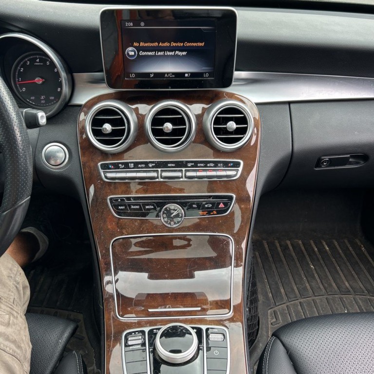 2017 Mercedes-Benz C-Class Image 12