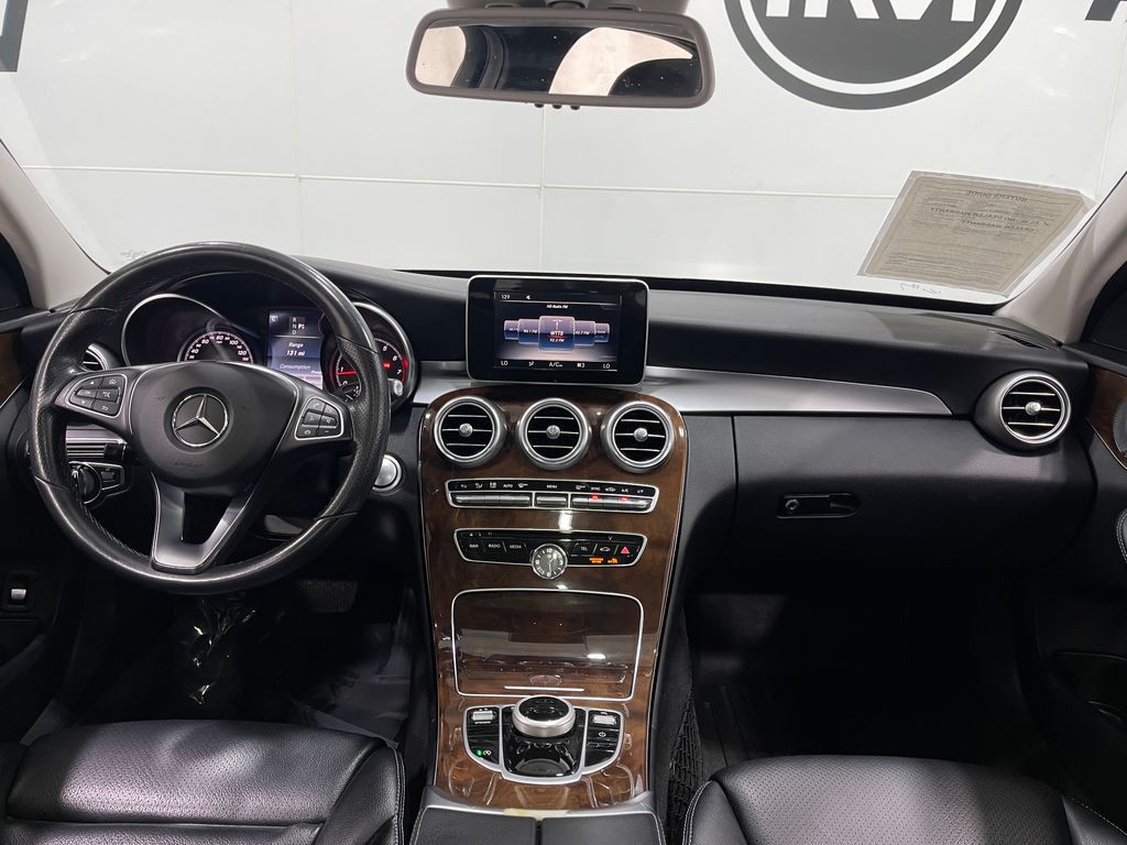 2017 Mercedes-Benz C-Class Image 18