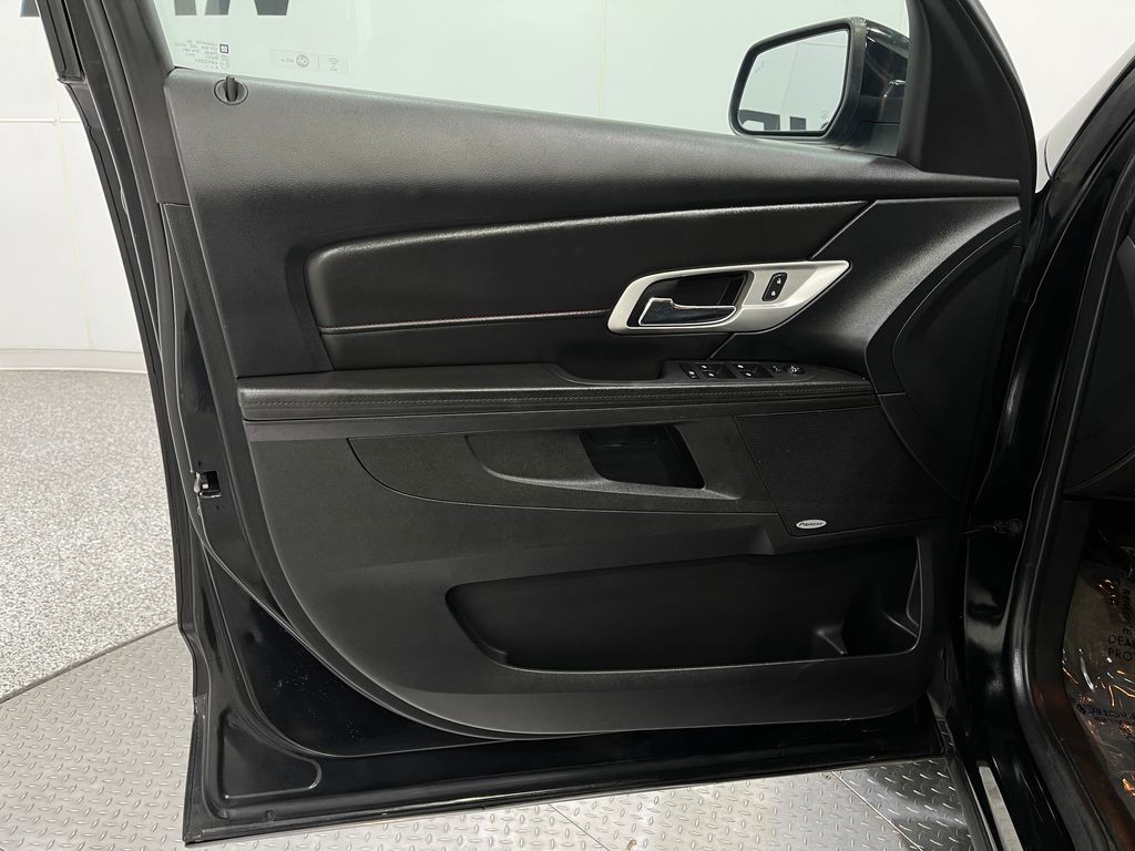 2017 GMC Terrain Image 16