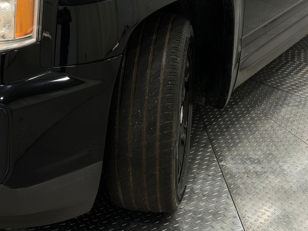 2017 GMC Terrain Image 35