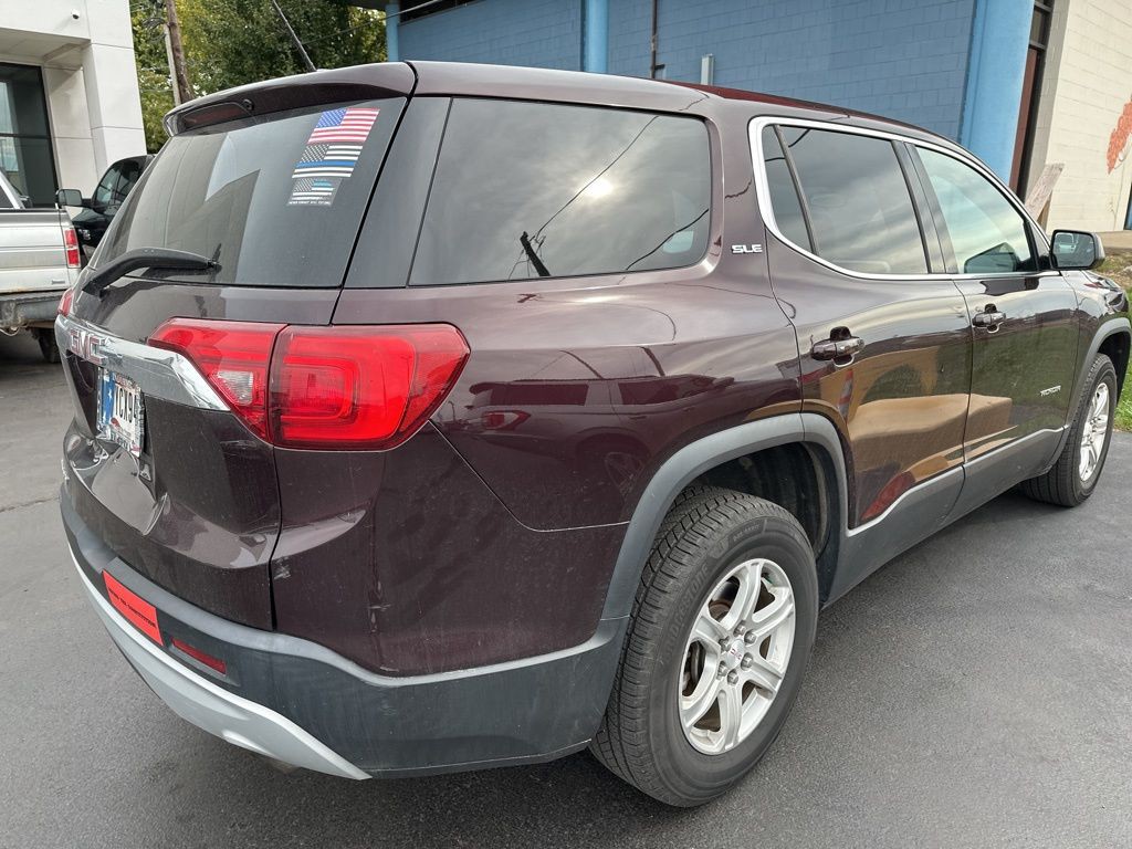 2017 GMC Acadia Image 4