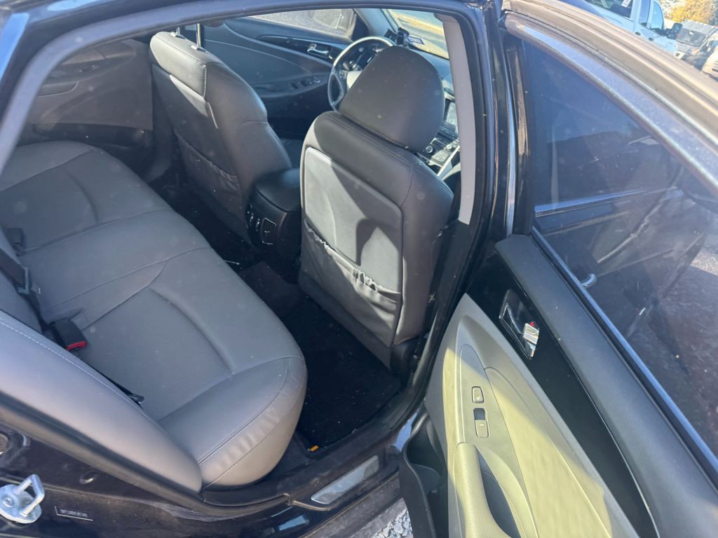 2014 Hyundai Sonata Image 8