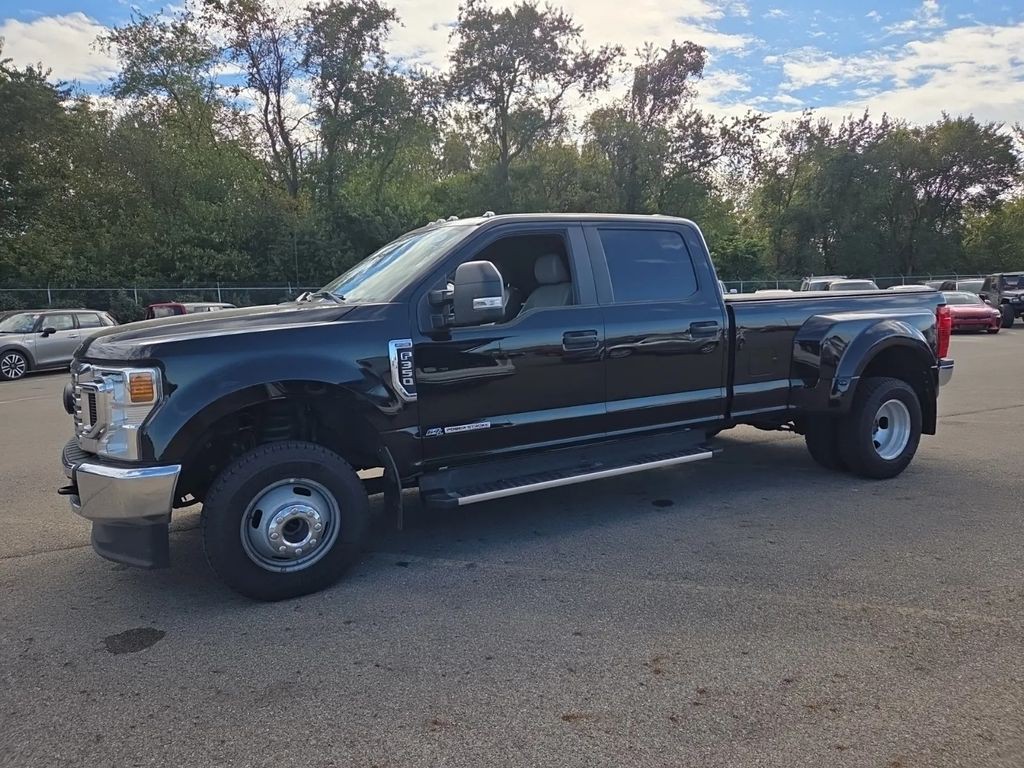 2022 Ford F-350 Image 3
