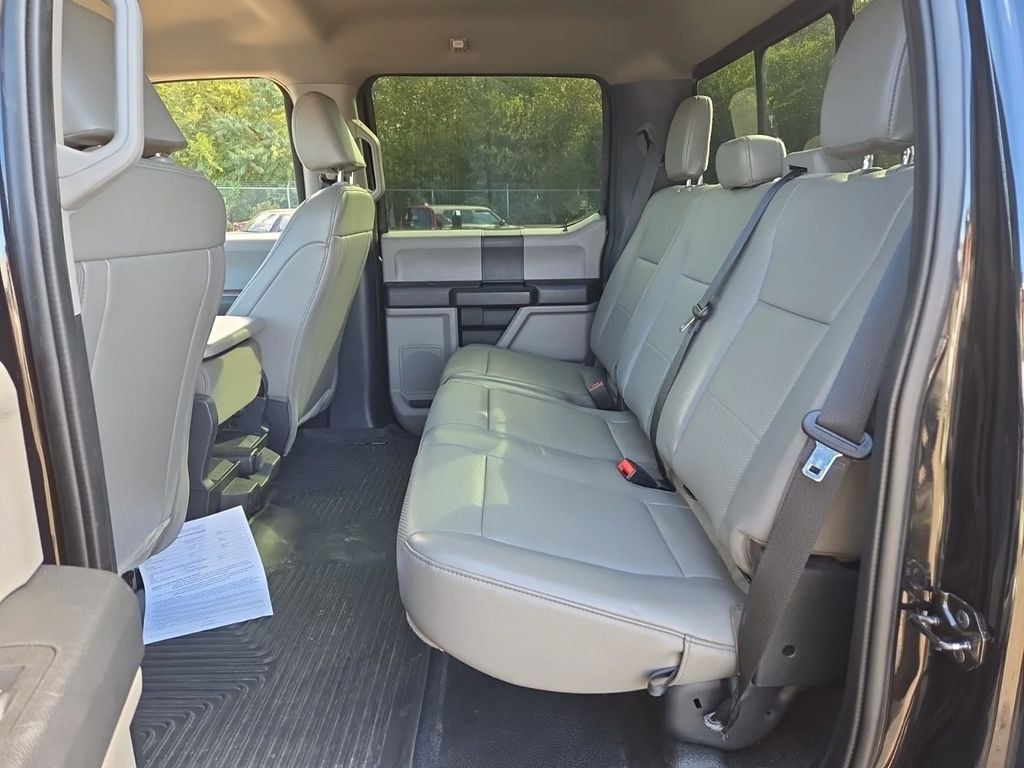 2022 Ford F-350 Image 9