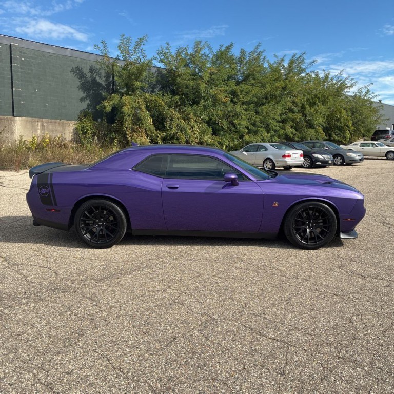 2019 Dodge Challenger Image 4