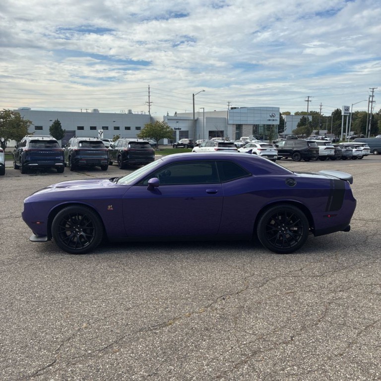 2019 Dodge Challenger Image 5