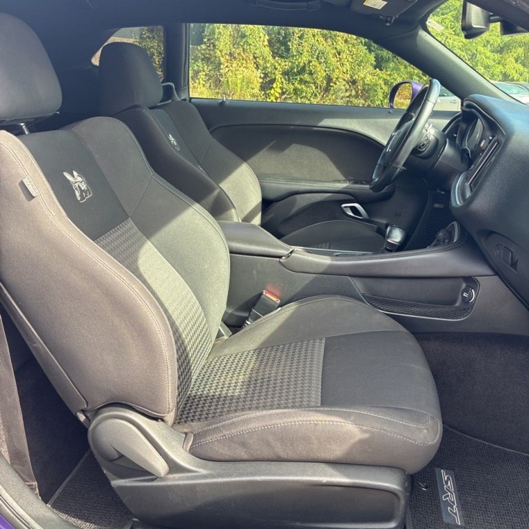 2019 Dodge Challenger Image 9
