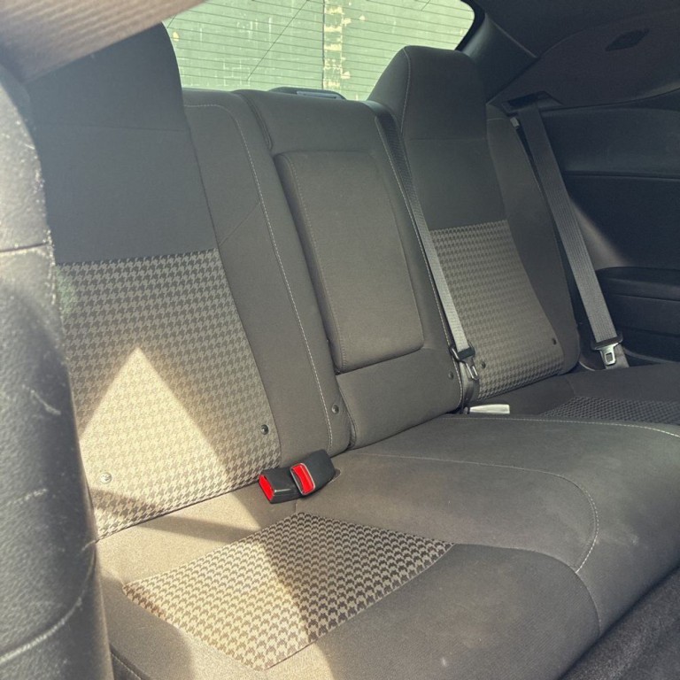 2019 Dodge Challenger Image 17
