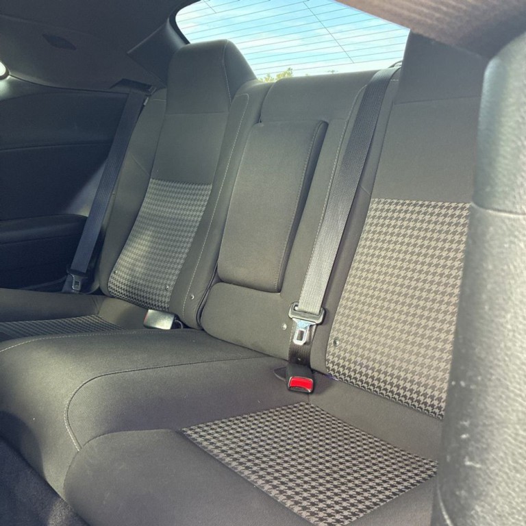 2019 Dodge Challenger Image 18