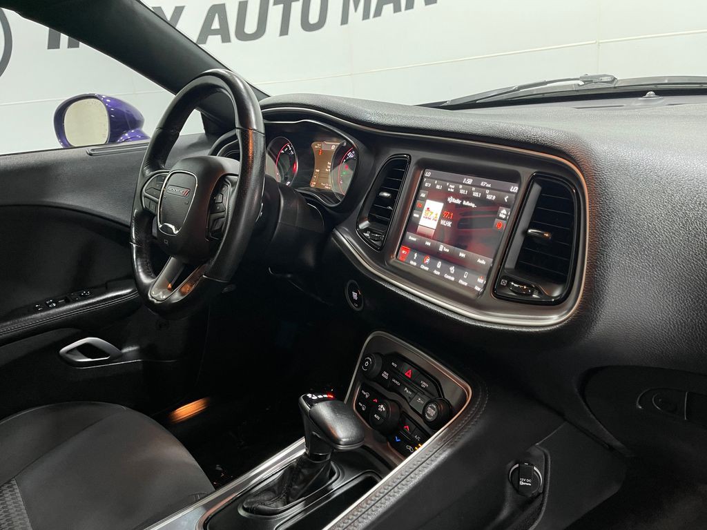 2019 Dodge Challenger Image 21