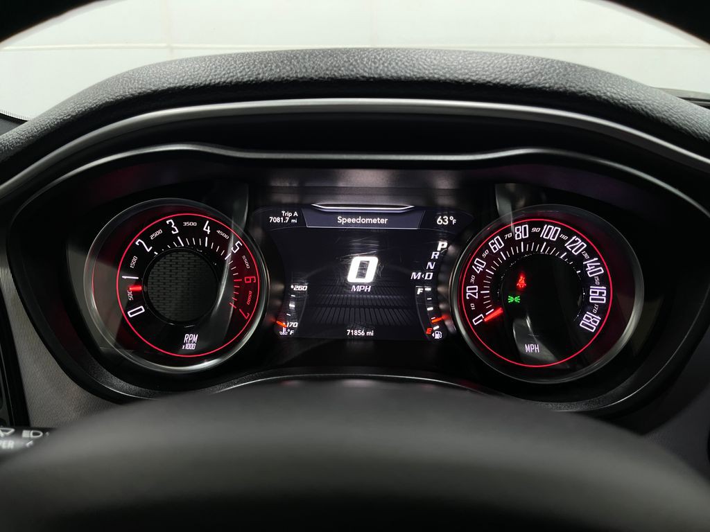 2019 Dodge Challenger Image 24