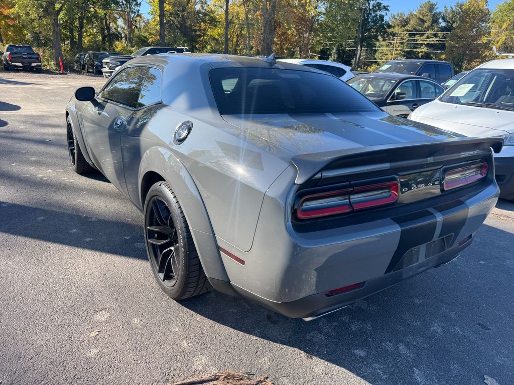 2019 Dodge Challenger Image 4