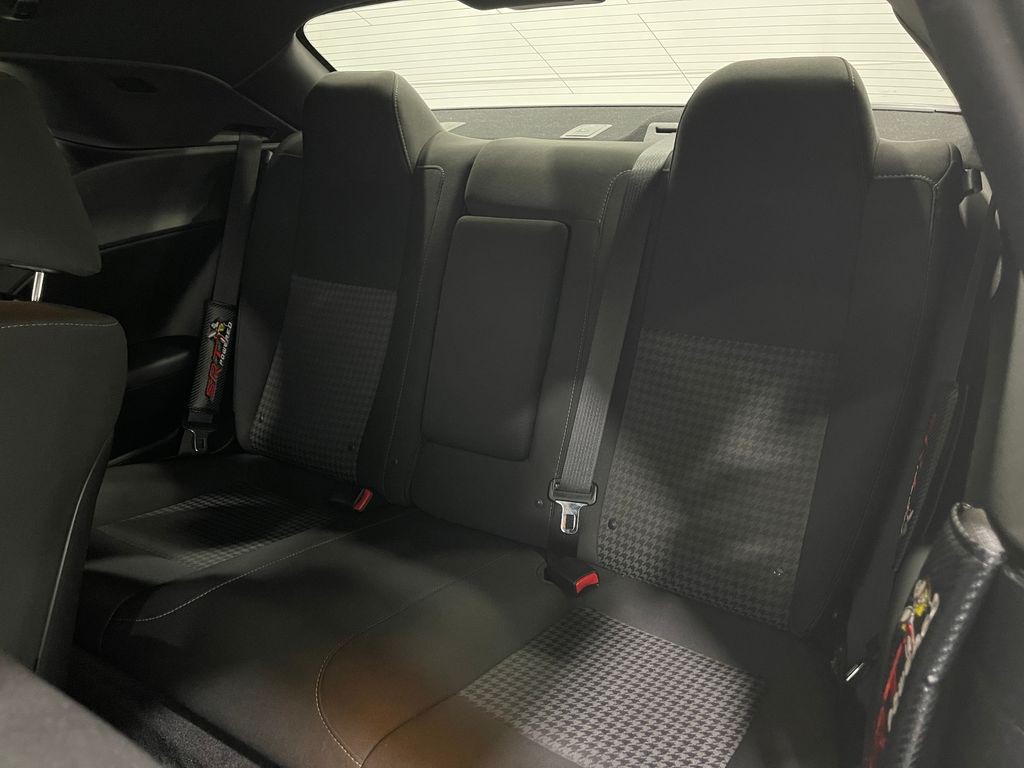 2019 Dodge Challenger Image 27