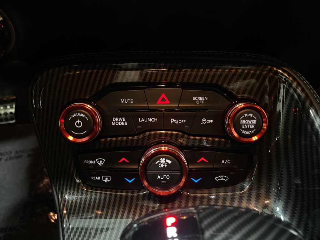 2019 Dodge Challenger Image 22