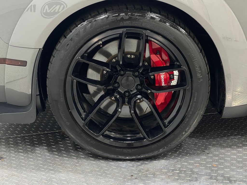 2019 Dodge Challenger Image 32