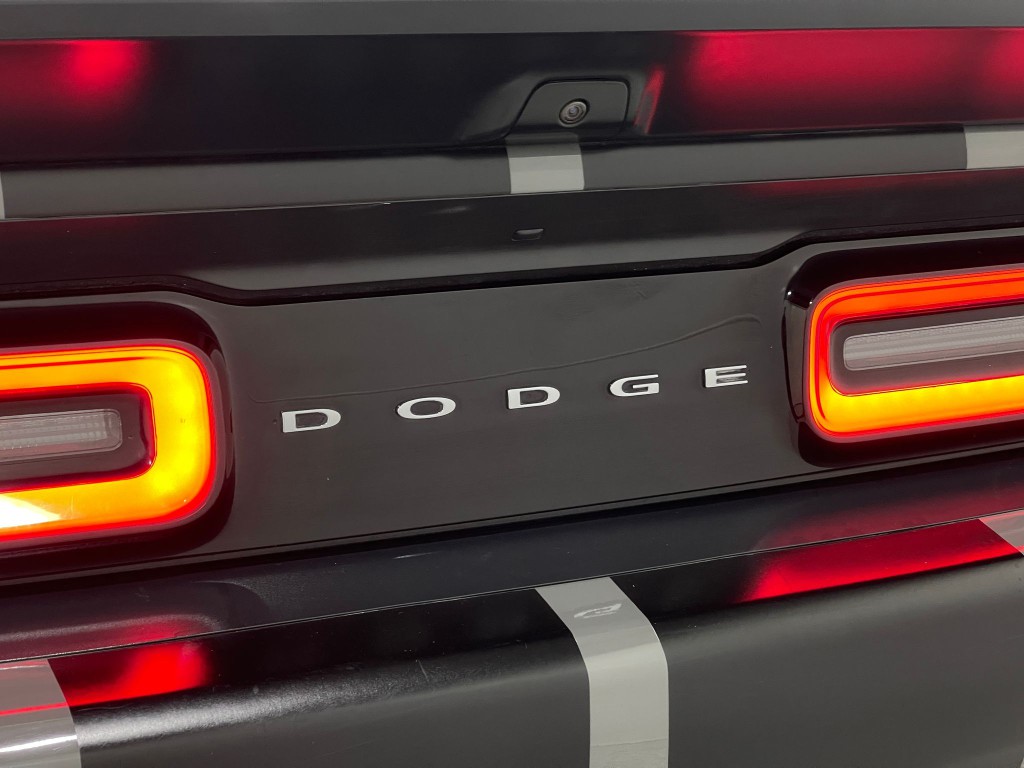 2019 Dodge Challenger Image 36