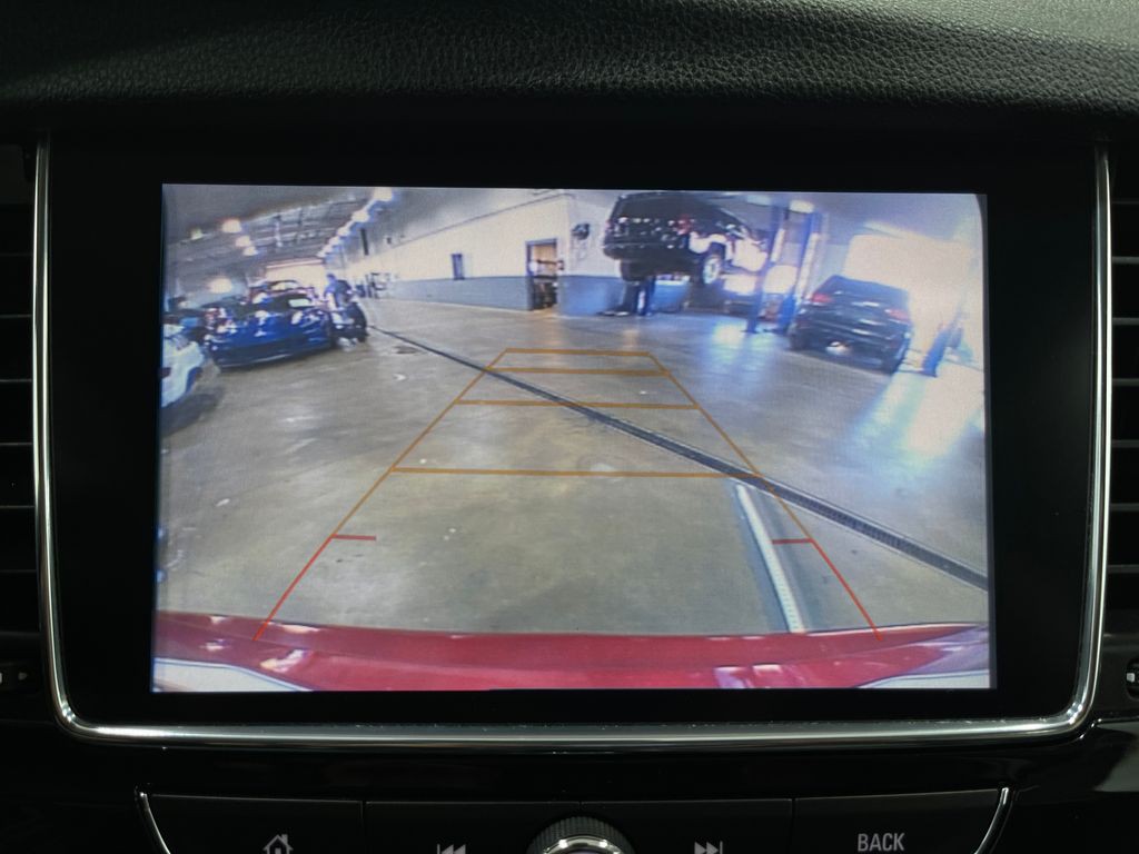 2019 Buick Enclave Image 10