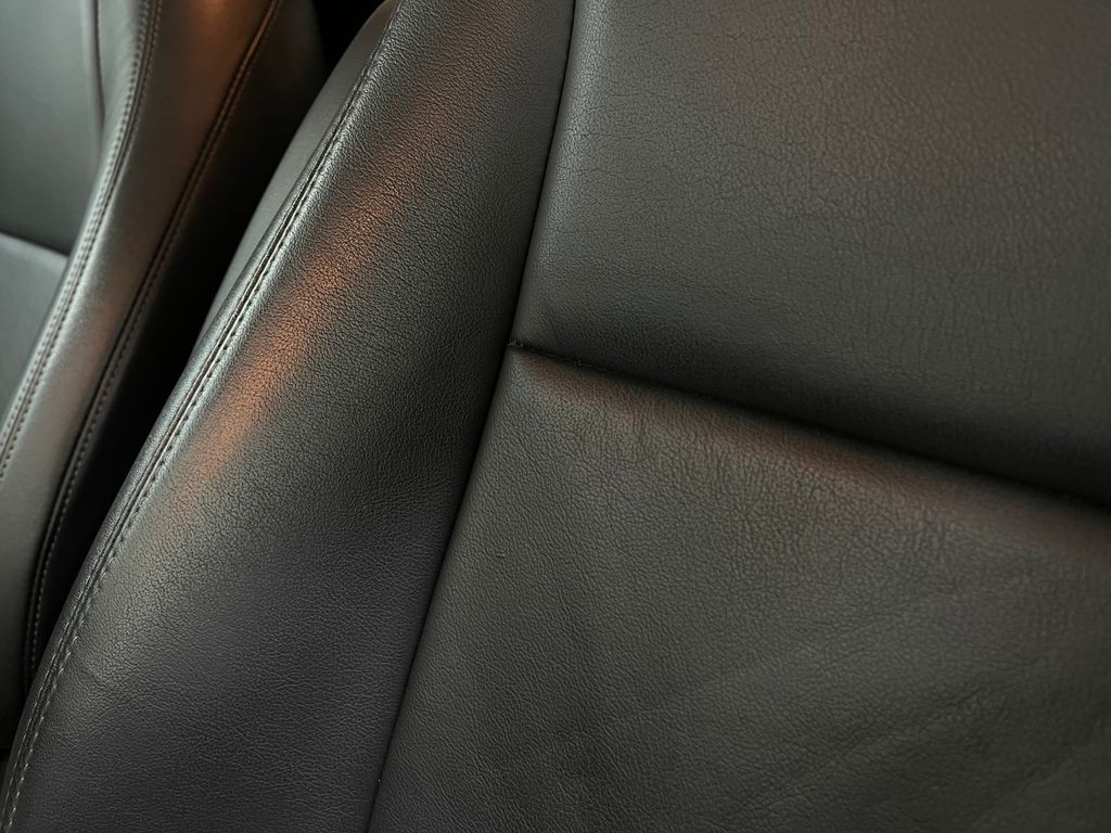 2019 Buick Enclave Image 17