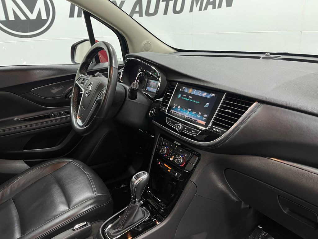 2019 Buick Enclave Image 19