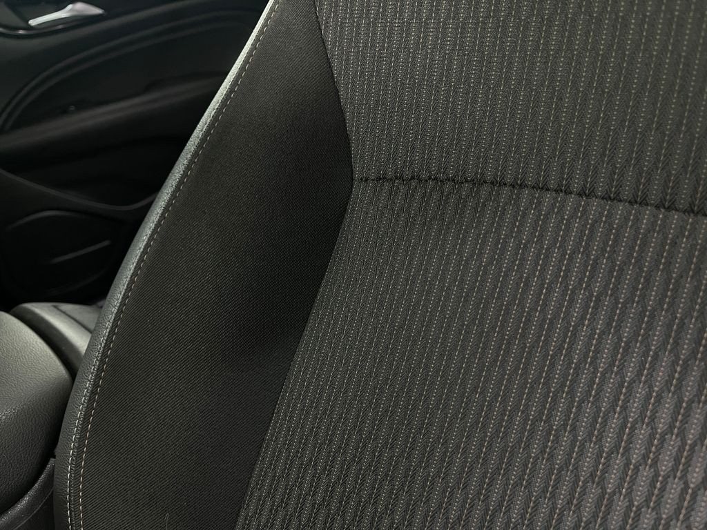 2018 Buick Regal Image 17