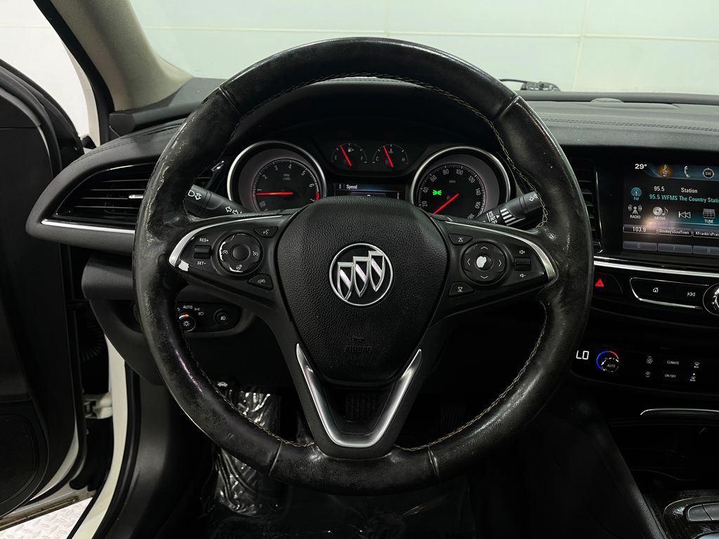 2018 Buick Regal Image 21