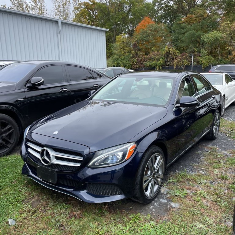 2017 Mercedes-Benz C-Class Image 2