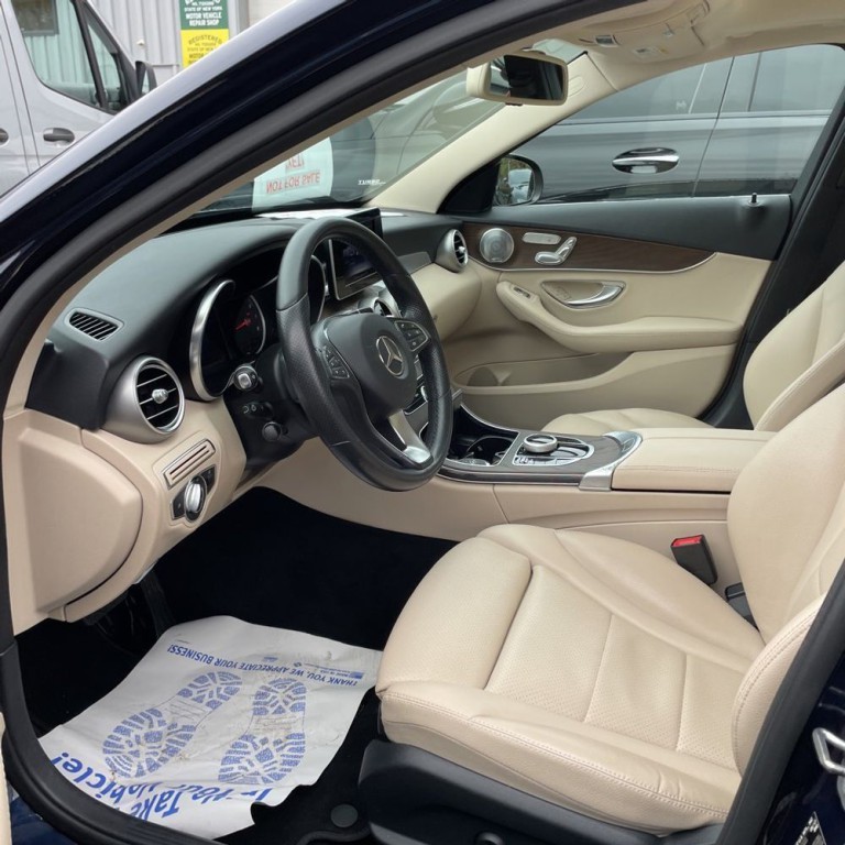 2017 Mercedes-Benz C-Class Image 5