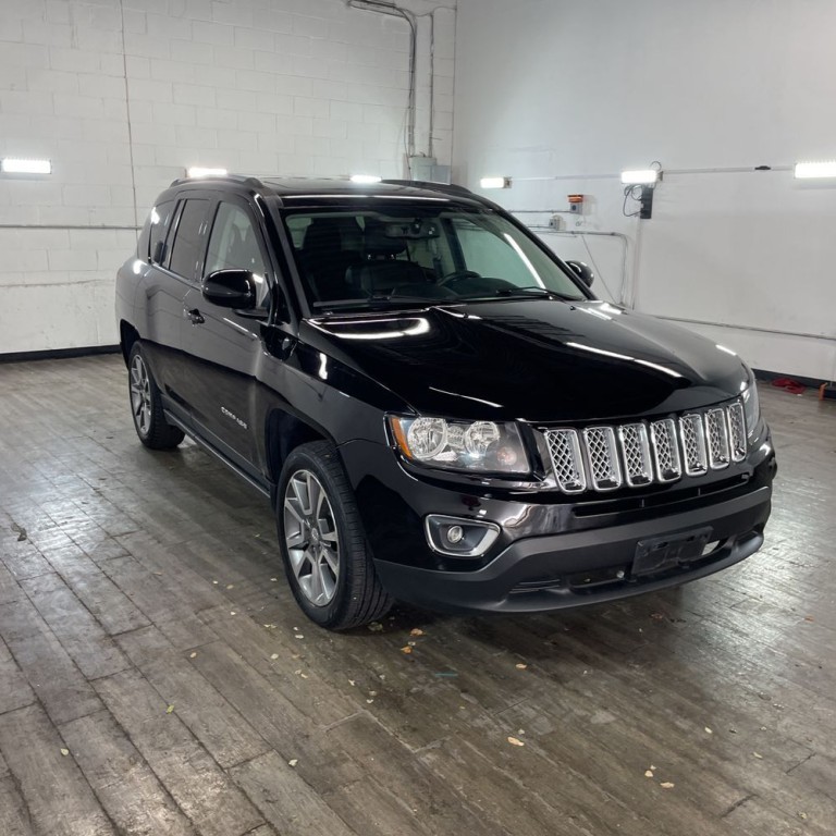 2017 Jeep Compass Image 1