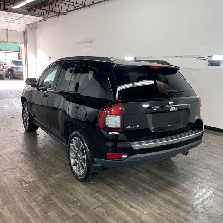 2017 Jeep Compass Image 6