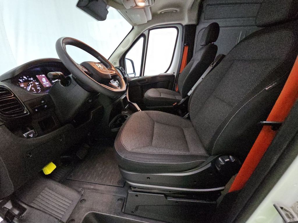 2023 RAM Promaster Image 5