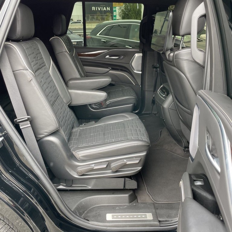 2022 Cadillac Escalade Image 15