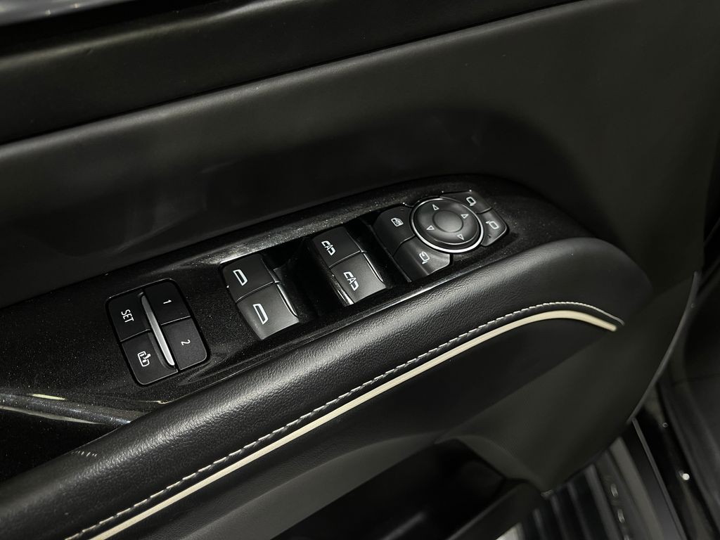 2022 Cadillac Escalade Image 18