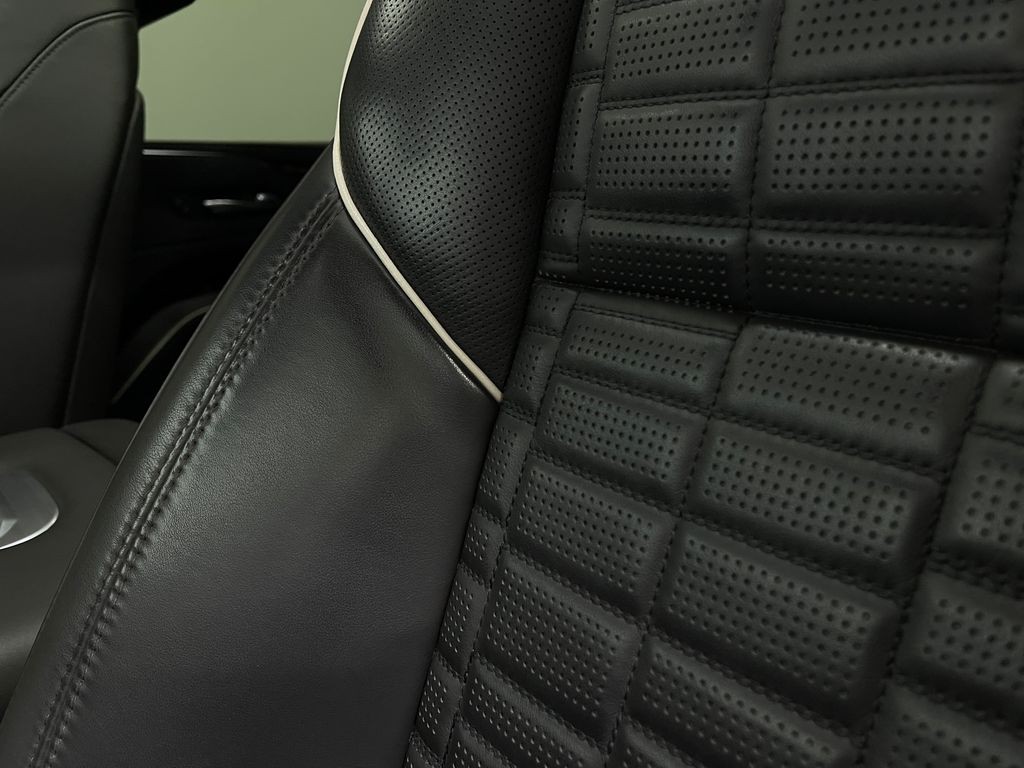 2022 Cadillac Escalade Image 20