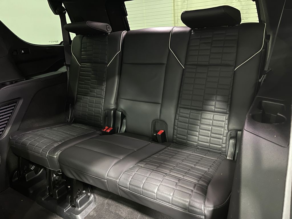 2022 Cadillac Escalade Image 31