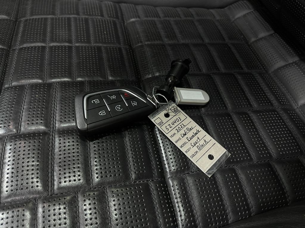 2022 Cadillac Escalade Image 39